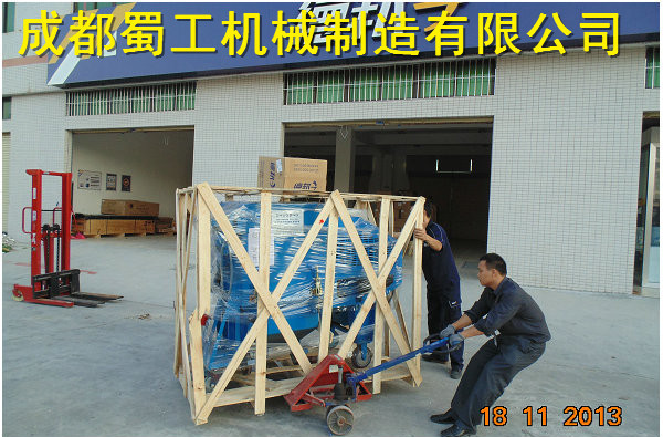 蜀工携手中国路桥-参加澳门钢箱梁桥梁施工